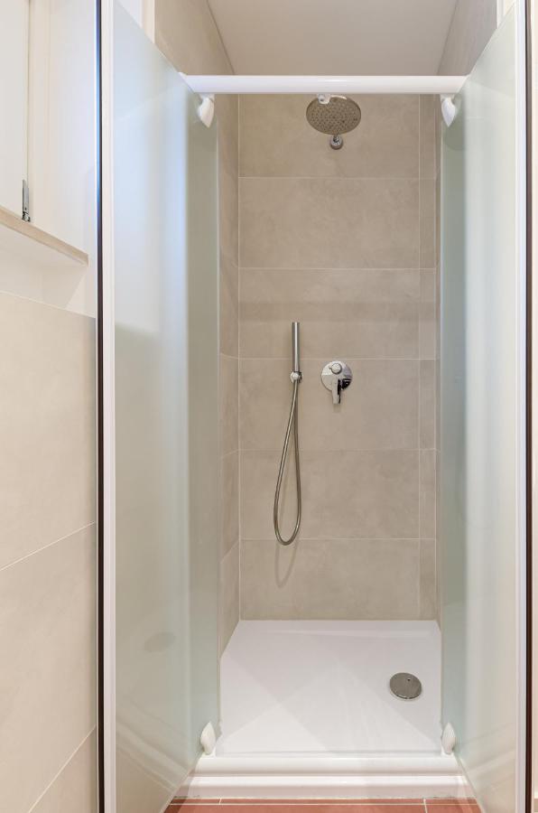 Velasquez Apartments - B - San Siro Милано Екстериор снимка