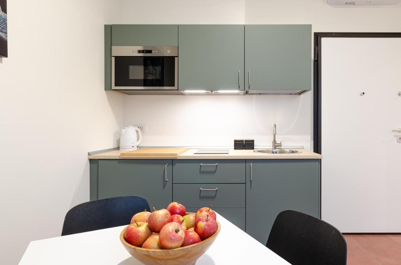 Velasquez Apartments - B - San Siro Милано Екстериор снимка