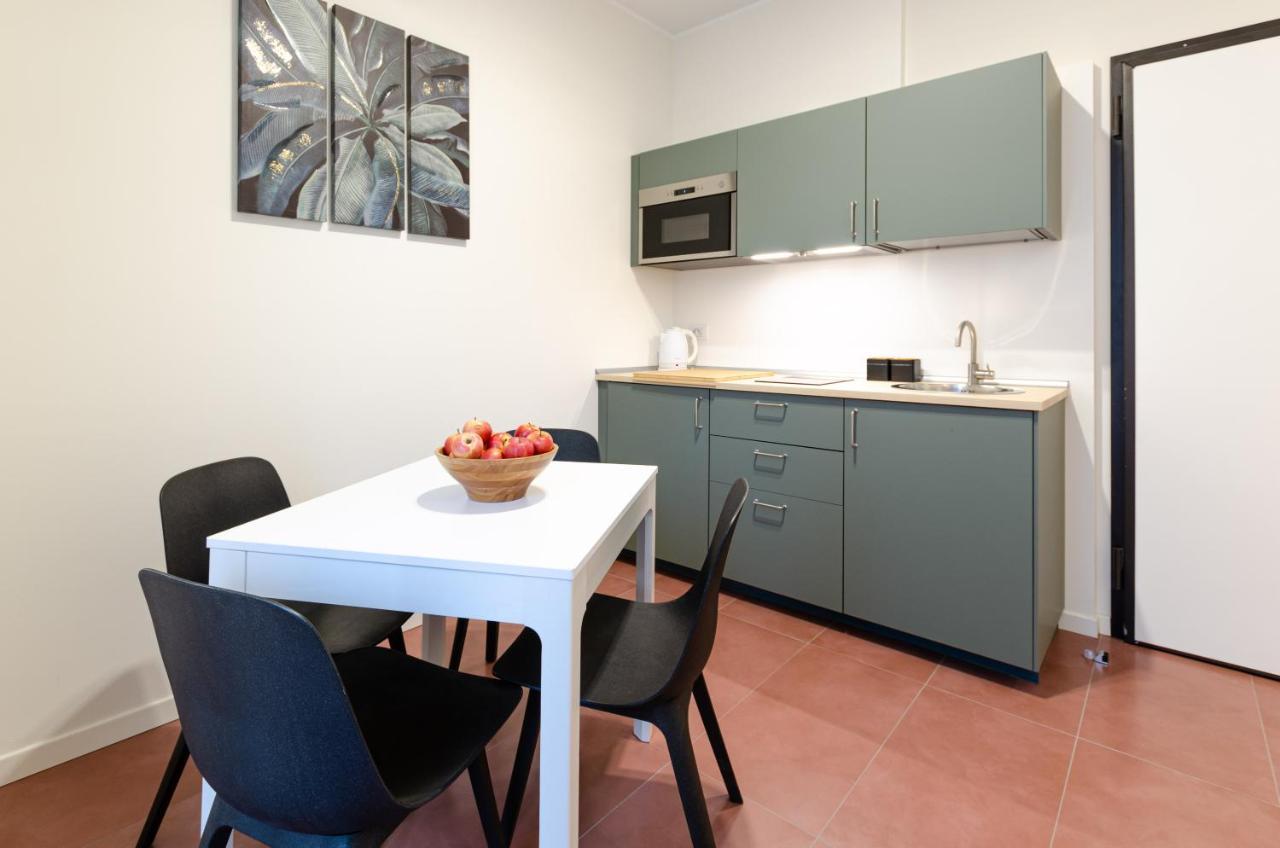 Velasquez Apartments - B - San Siro Милано Екстериор снимка